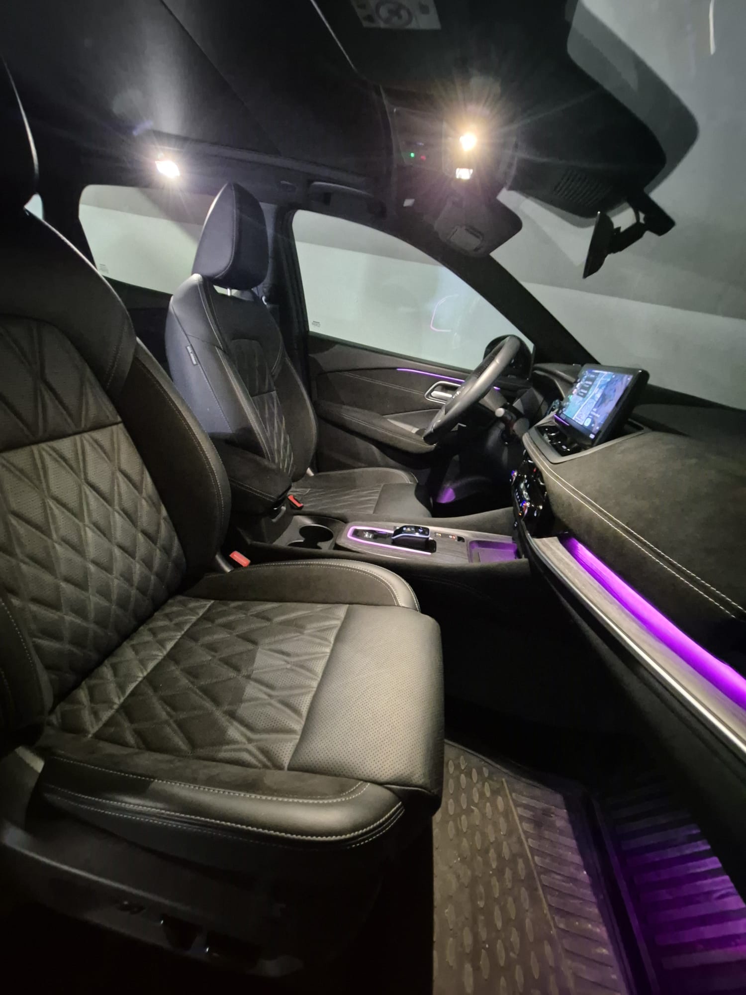 Intérieur avant du Nissan Qashqai e-POWER NOUT VTC